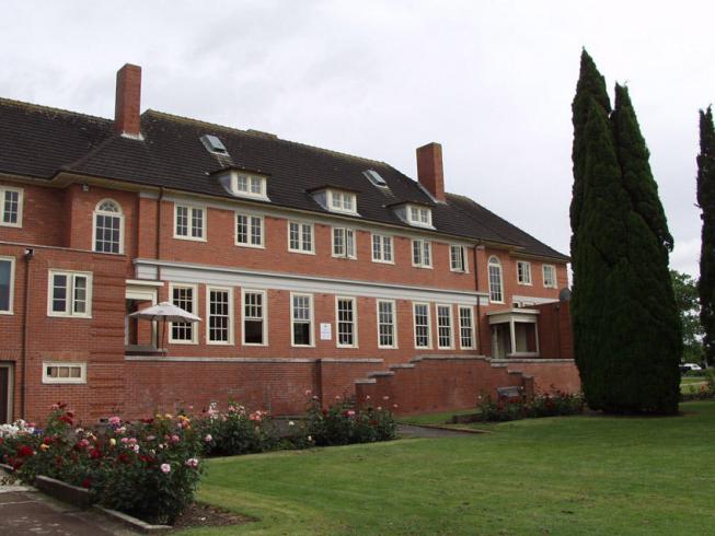 Bâtiment de l'école Kaplan Aspect